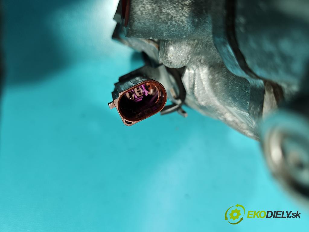 Skoda Superb III 2015-2024 2.0 tdi 150 hp automatic 110 kW 1968 cm3 5- Kompresor: klíma 3Q0816803D (Kompresor klimatizace)