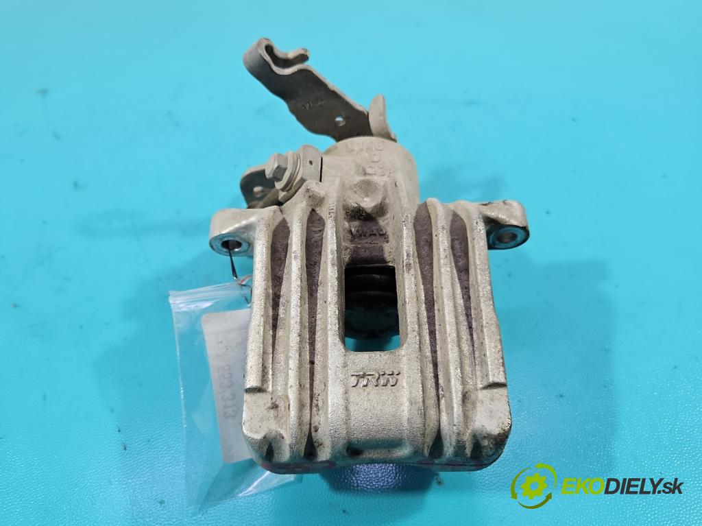 Skoda Kamiq 1.0 TSI 116 hp automatic 85 kW 999 cm3 5- brzdič zadní levý  (Klika dveří ostatní)