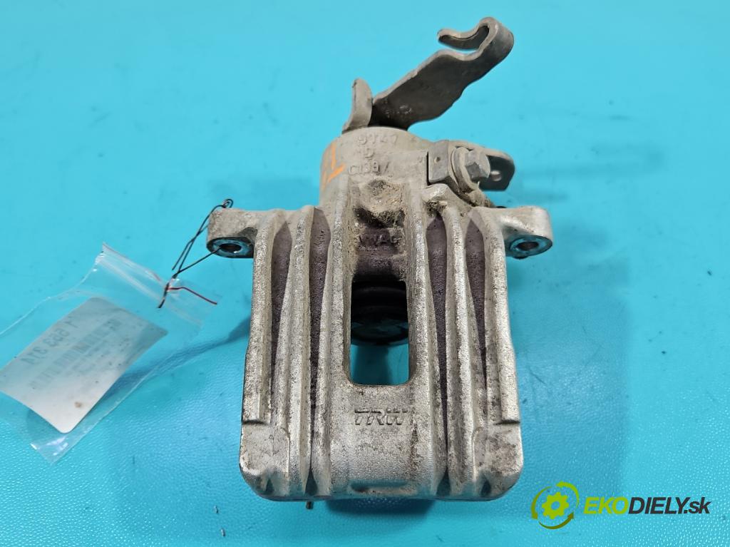 Skoda Kamiq 1.0 TSI 116 hp automatic 85 kW 999 cm3 5- brzdič zadní pravý  (Klika dveří ostatní)