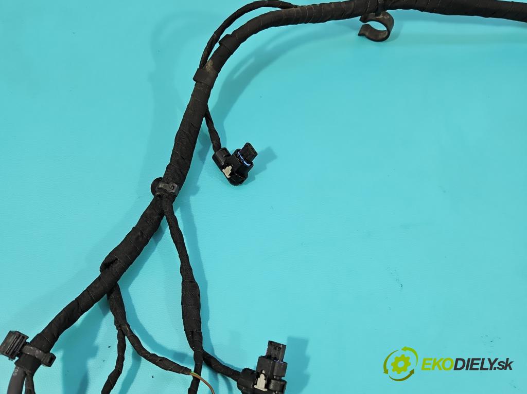 Skoda Superb III 2015-2024 2.0 tdi 150 hp automatic 110 kW 1968 cm3 5- Balíček: 5Q0971230QJ