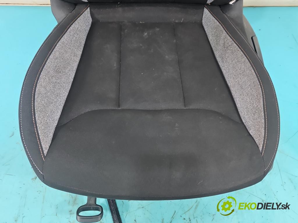 Skoda Kamiq 1.0 TSI 116 hp automatic 85 kW 999 cm3 5- Sedadlo levý  (Sedadlo)