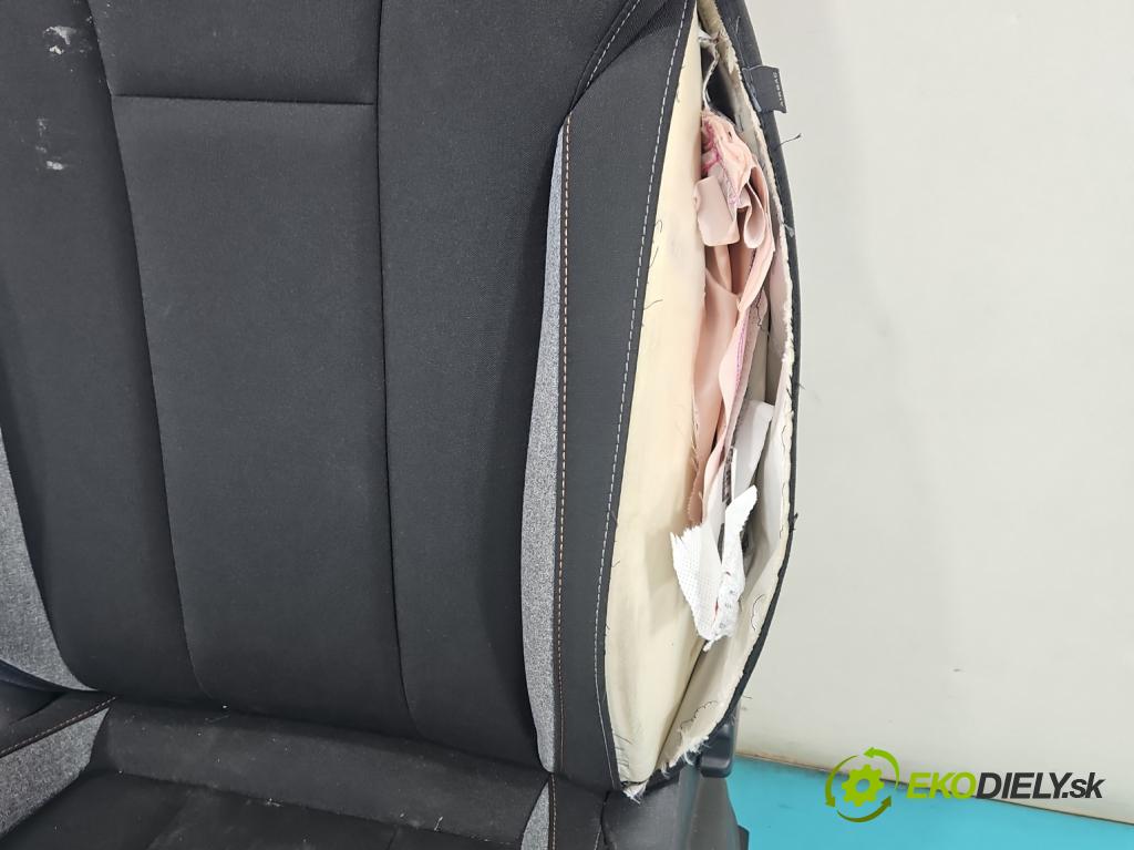 Skoda Kamiq 1.0 TSI 116 hp automatic 85 kW 999 cm3 5- Sedadlo levý  (Sedadlo)