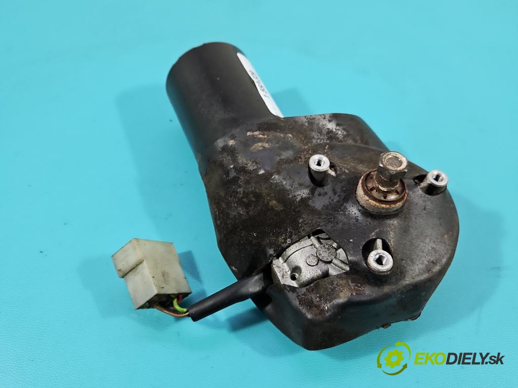 Audi A8 D2 1994-2002 3.7 V8 230 HP automatic 169 kW 3697 cm3 4- motor stieračov predné