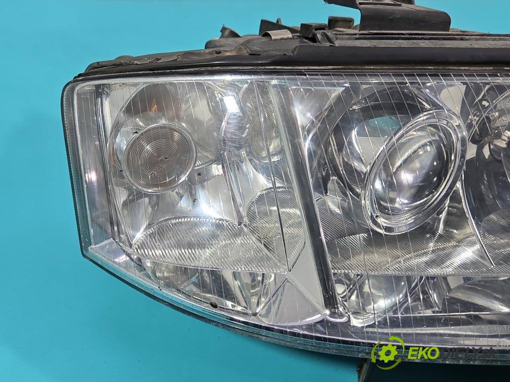 Audi A6 C5 1997-2004 1.9 tdi 110 HP manual 81 kW 1896 cm3 4- Reflektor: pravý  (Svetlo predné pravé)