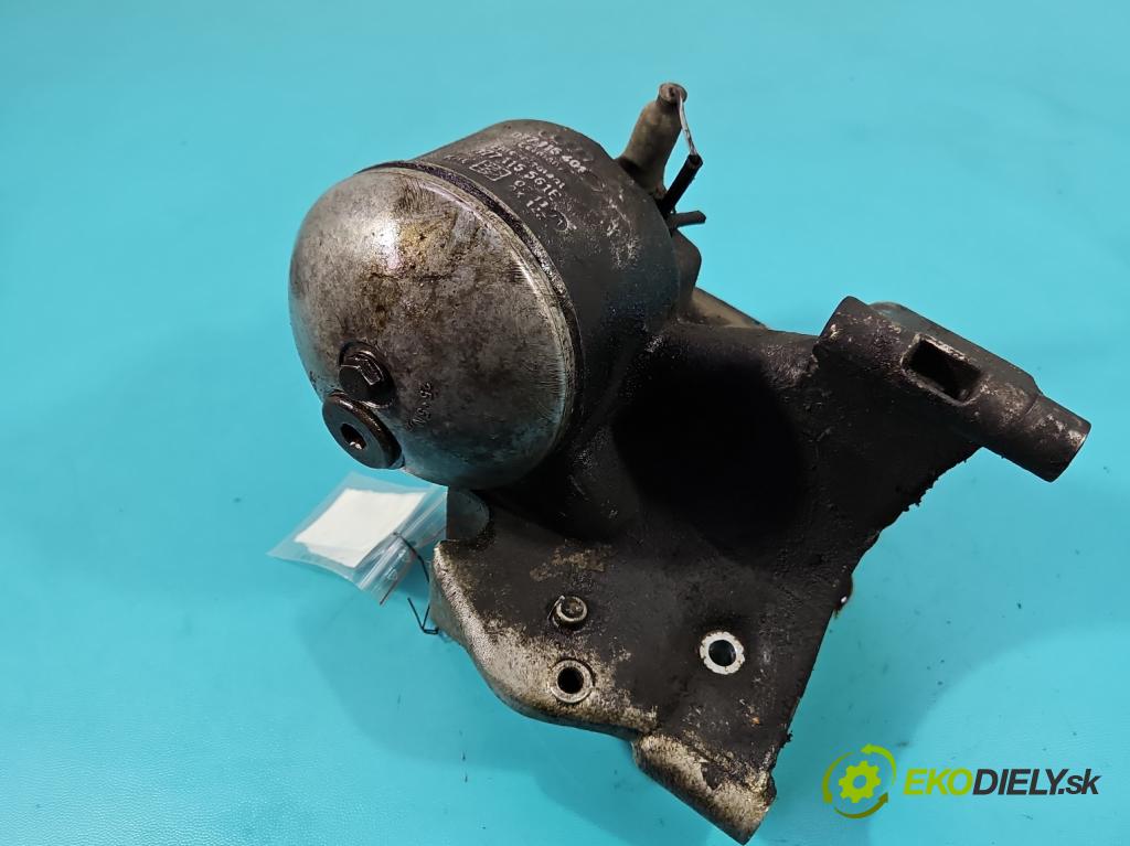 Audi A8 D2 1994-2002 3.7 V8 230 HP automatic 169 kW 3697 cm3 4- Základ: filtra oleja: 077115561F (Obal olejového filtra)