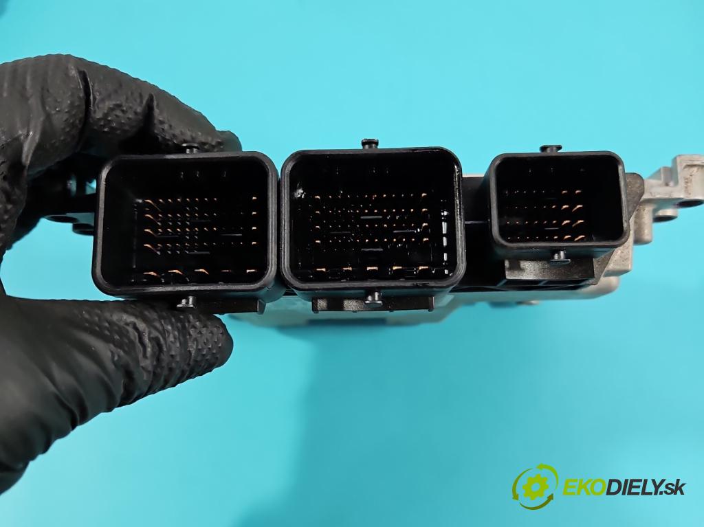 Peugeot 5008 I 2009-2017 1.6 16V 120 HP manual 88 kW 1598 cm3 5- riadiaca jednotka motora 0261S06472