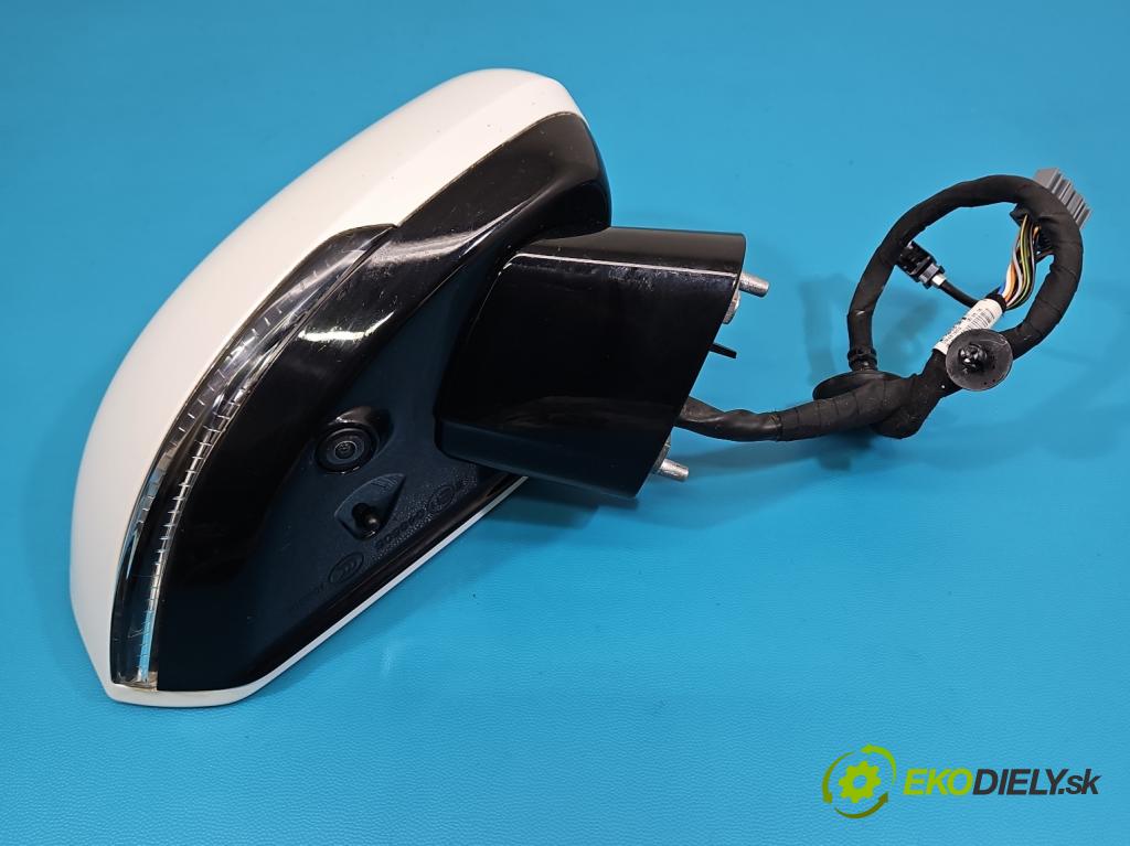 Volvo S90 II 2016- 2.0 T 320KM automatic 235 kW 1969 cm3 4- zrkadlo pravé 19157006060437 (Kľučka dverí ostatné)