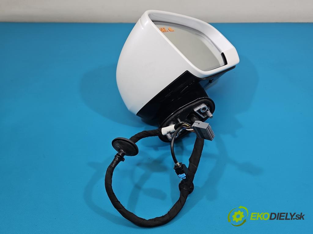 Volvo S90 II 2016- 2.0 T 320KM automatic 235 kW 1969 cm3 4- zpětné zrcátko pravé 19157006060437 (Klika dveří ostatní)