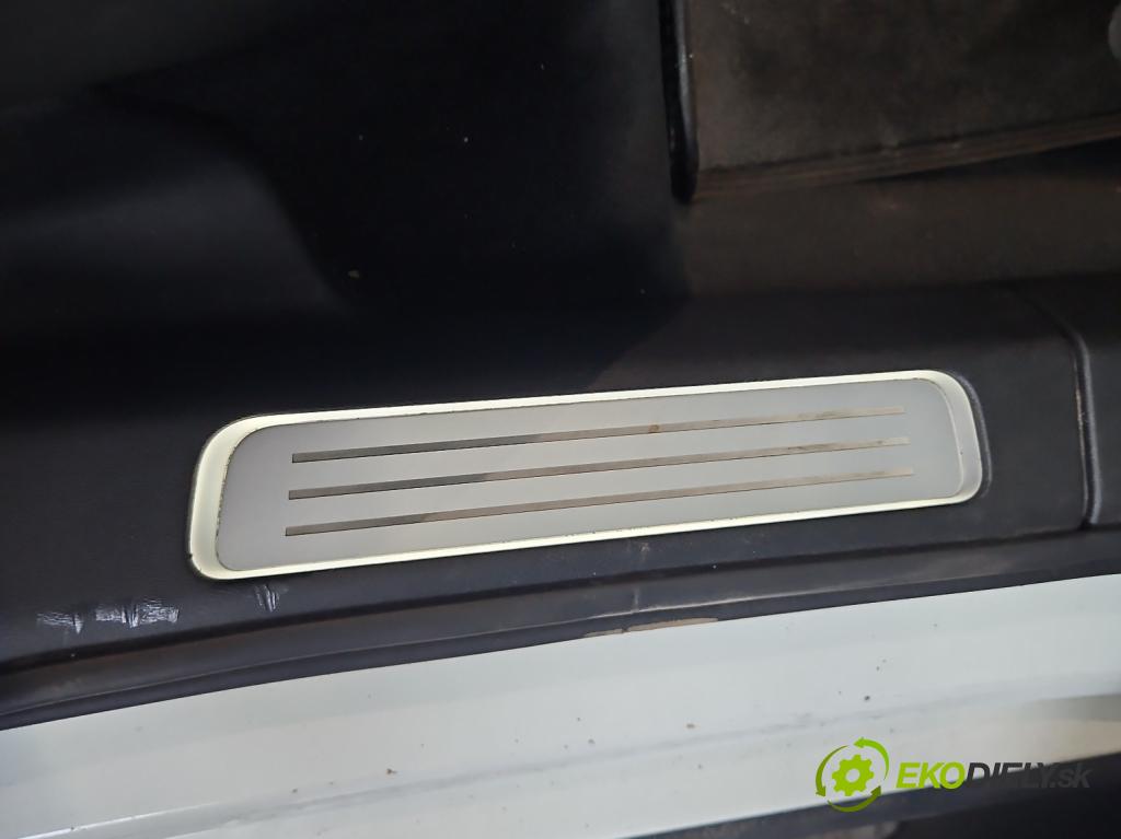 Volvo S90 II 2016- 2.0 T 320KM automatic 235 kW 1969 cm3 4- lišta práh: ľavé 31377619 (Lišta prahová)