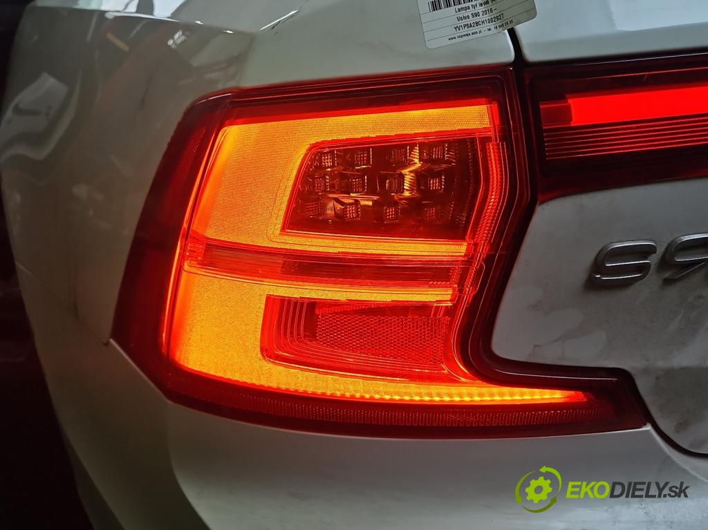 Volvo S90 II 2016- 2.0 T 320KM automatic 235 kW 1969 cm3 4- světlo zadní levé 31371826 (Klika dveří ostatní)