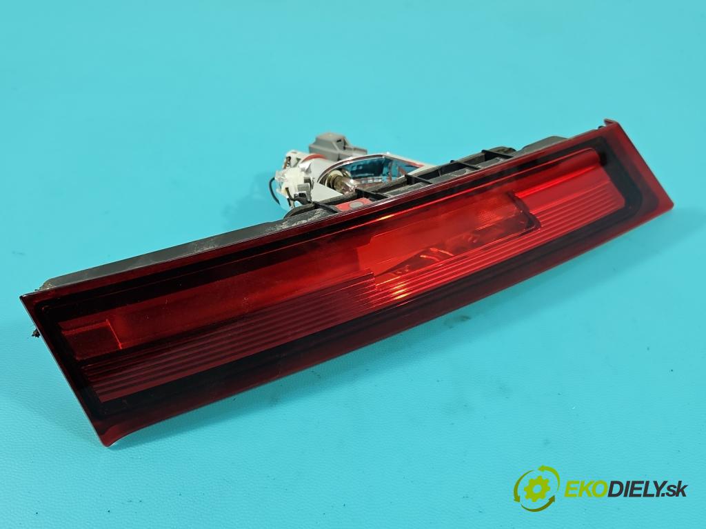 Volvo S90 II 2016- 2.0 T 320KM automatic 235 kW 1969 cm3 4- světlo zadní levé 31371832 (Klika dveří ostatní)