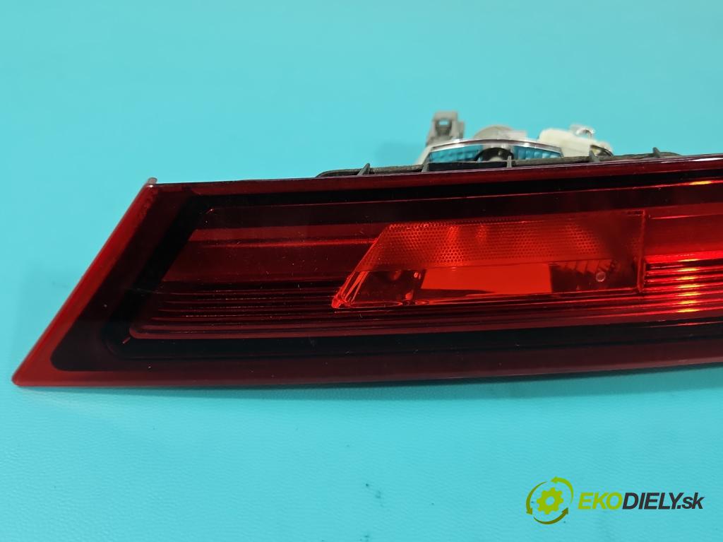 Volvo S90 II 2016- 2.0 T 320KM automatic 235 kW 1969 cm3 4- svetlo / reflektor zadné pravé 31420192 (Kľučka dverí ostatné)