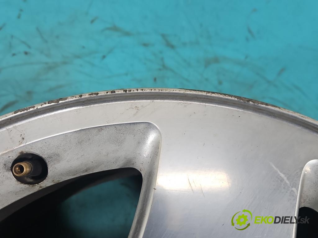 Audi A8 D2 1994-2002 3.7 V8 230 hp automatic 169 kW 3697 cm3 4- Felga hliník 17" komplet 4D0601025B