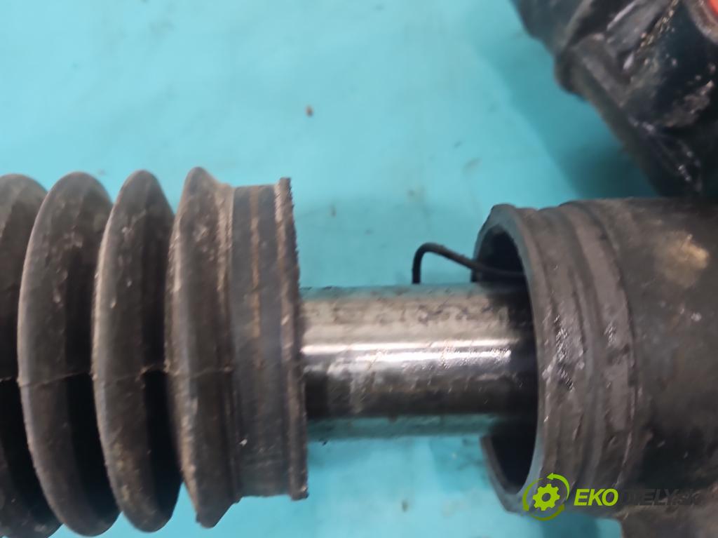 Audi A6 C5 1997-2004 1.9 tdi 110 HP manual 81 kW 1896 cm3 4- Ozubené kolo: volant