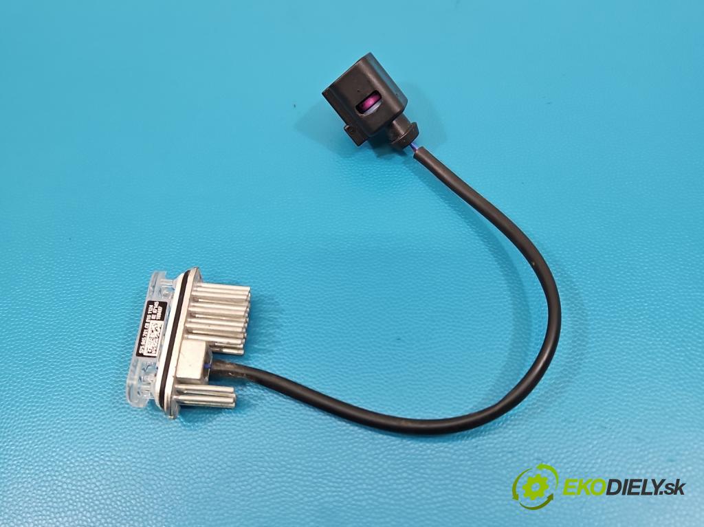 Skoda Kamiq 1.0 TSI 116 hp automatic 85 kW 999 cm3 5- světlo zadní levé nárazníku 575945701CB