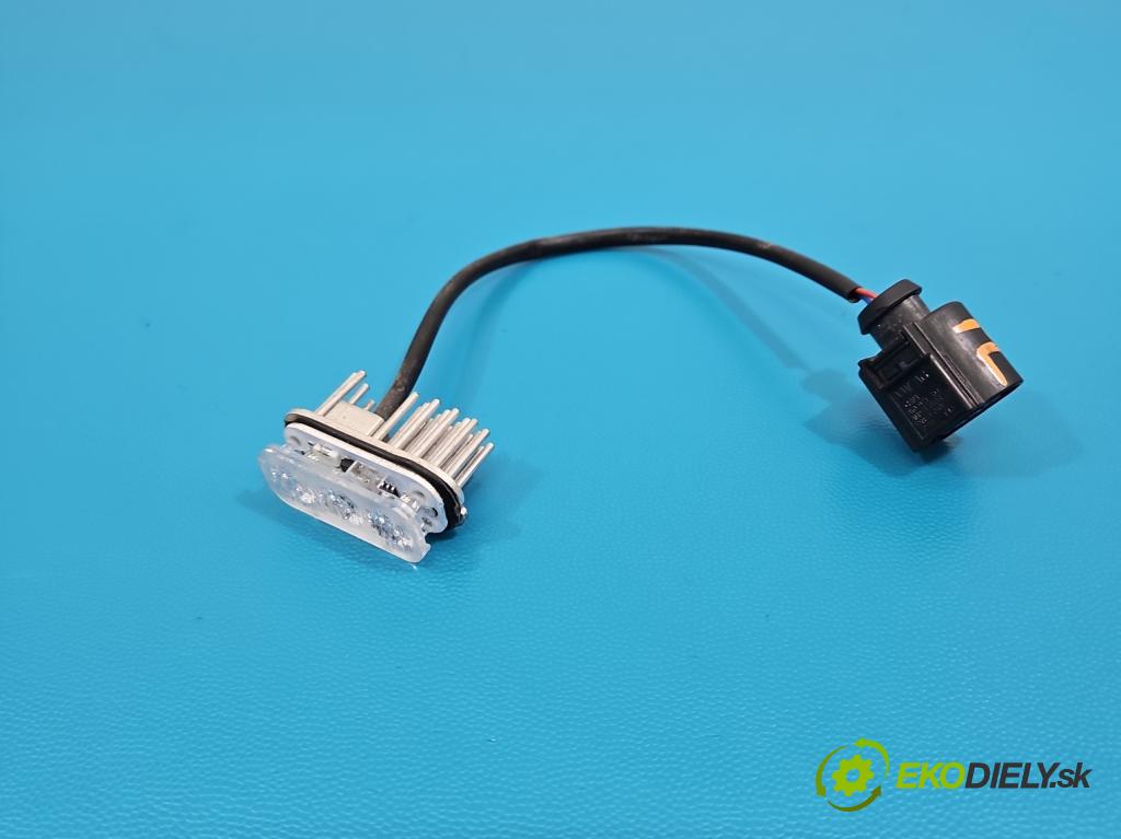 Skoda Kamiq 1.0 TSI 116 hp automatic 85 kW 999 cm3 5- světlo zadní levé nárazníku 575945701CB