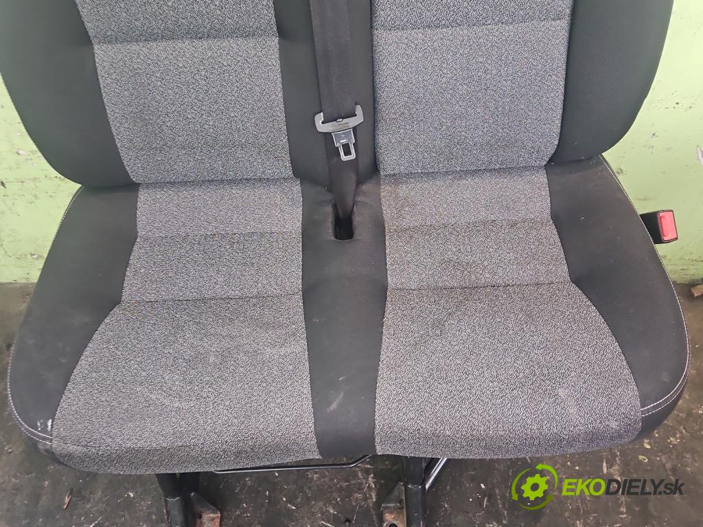 Fiat Ducato IV 2014- 2.3 jtd 131 hp manual 96 kW 2287 cm3 5- Sedadlo pravý  (Sedadlo)