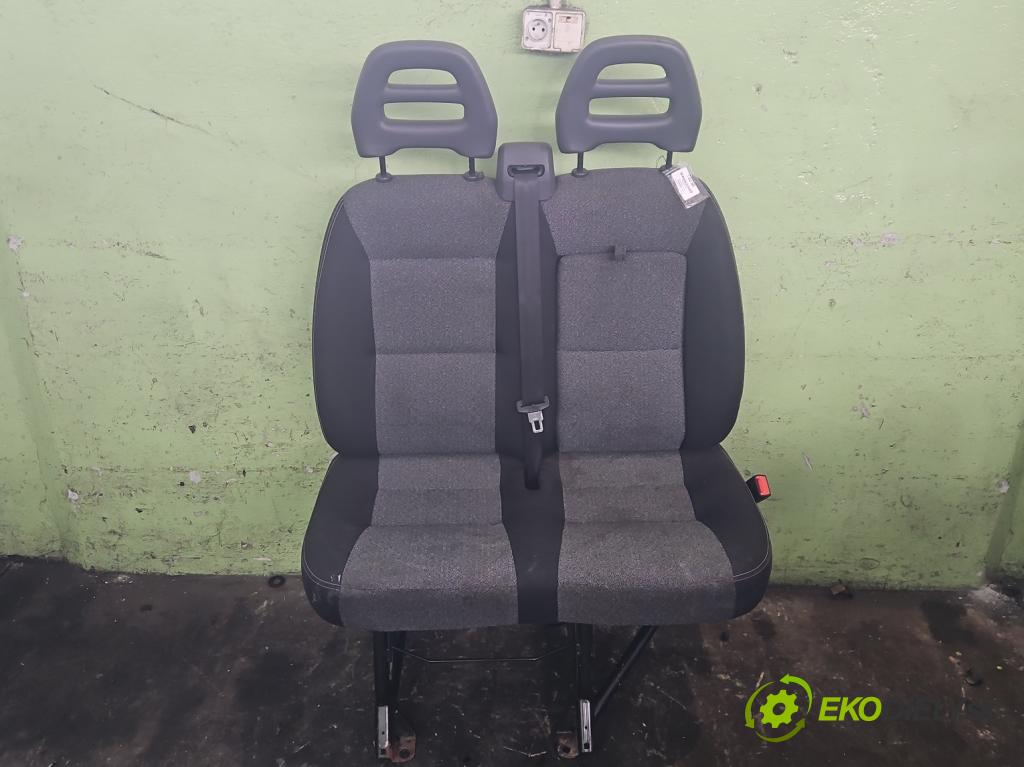 Fiat Ducato IV 2014- 2.3 jtd 131 hp manual 96 kW 2287 cm3 5- Sedadlo pravý  (Sedadlo)