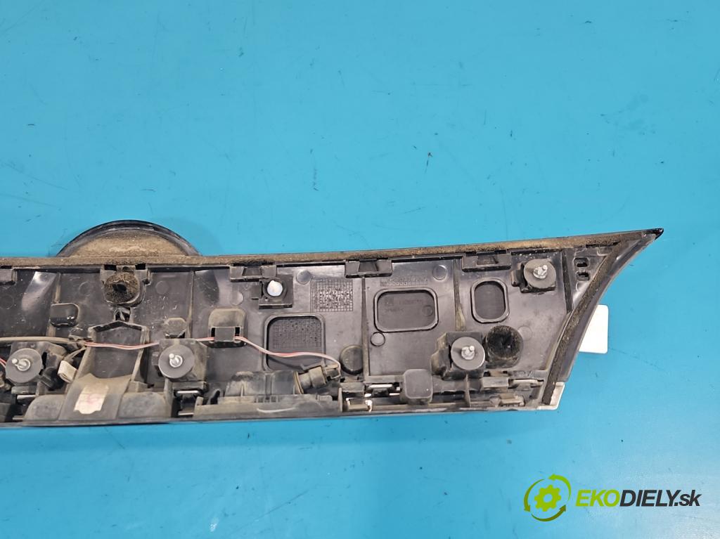 Opel Meriva B 2010-2017 1.4 16V 101 HP manual 74 kW 1398 cm3 5- rukoväť kufrové dvere zadné 9895M0010