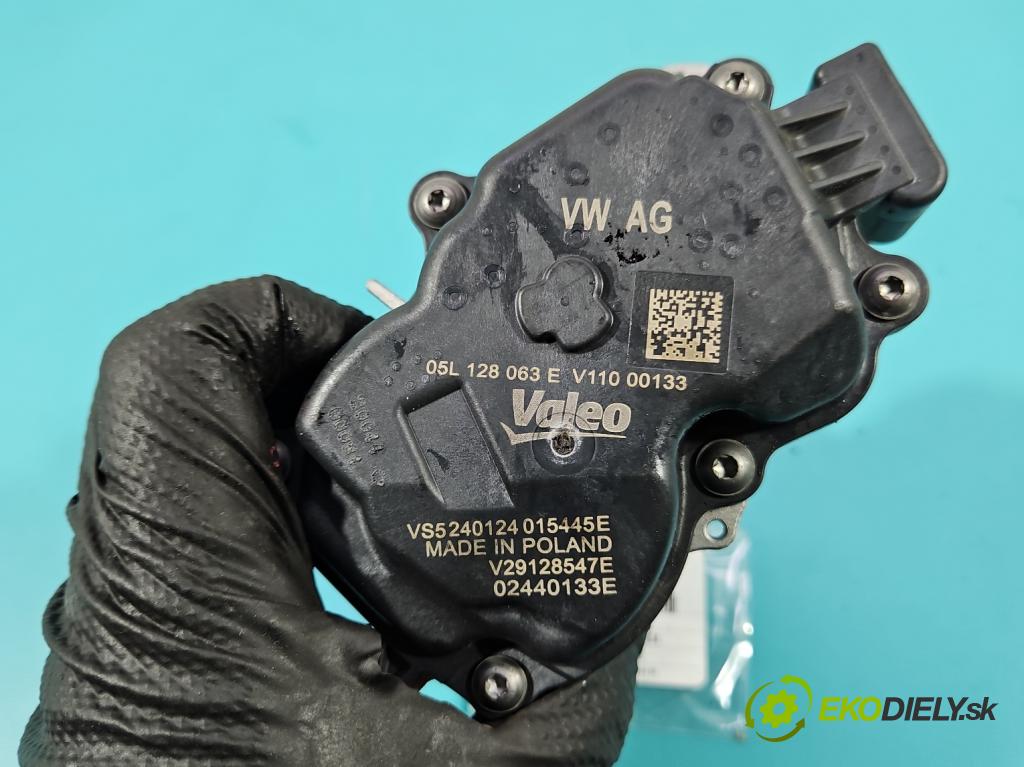 Skoda Superb III 2015-2024 2.0 tdi 150 HP automatic 110 kW 1968 cm3 5- klapka 05L128063E (Škrtiaca klapka)