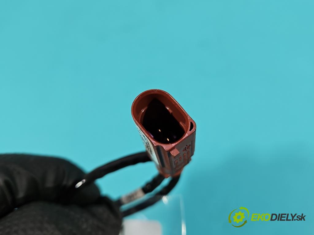 Skoda Superb III 2015-2024 2.0 tdi 150 HP automatic 110 kW 1968 cm3 5- snímač teploty: výfukové 05L906088M (Snímač)