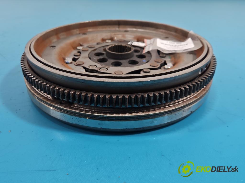 Skoda Superb III 2015-2024 2.0 tdi 150 HP automatic 110 kW 1968 cm3 5- Spojka: 05L105266K (Spojková sada)