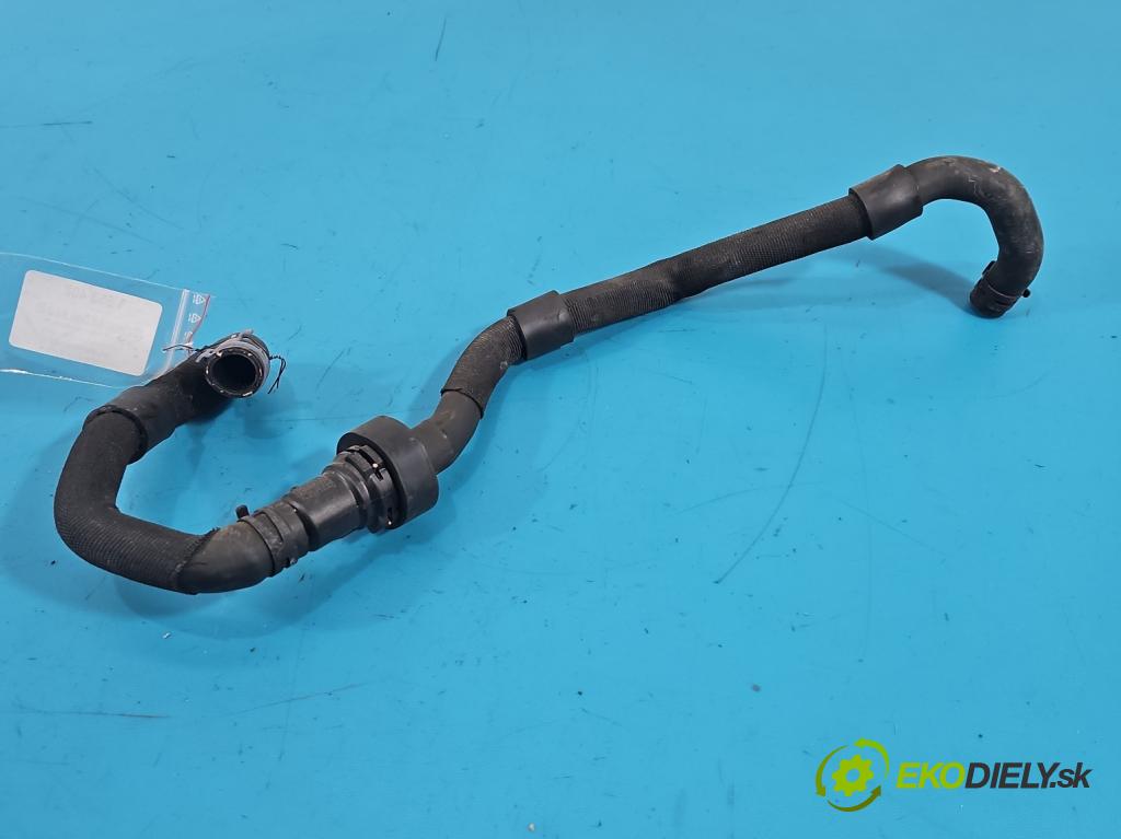 Skoda Superb III 2015-2024 2.0 tdi 150 hp automatic 110 kW 1968 cm3 5- trubka systému chłodzenia 3Q0122096E