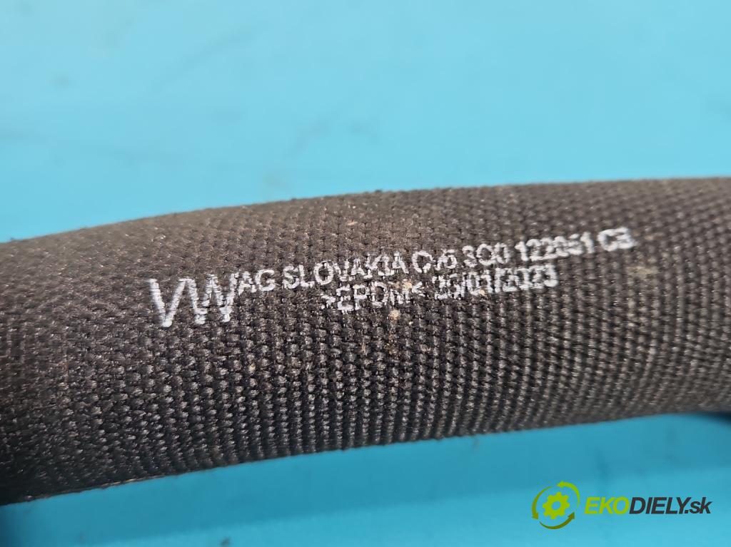 Skoda Superb III 2015-2024 2.0 tdi 150 hp automatic 110 kW 1968 cm3 5- trubka systému chłodzenia 3Q0122051CB