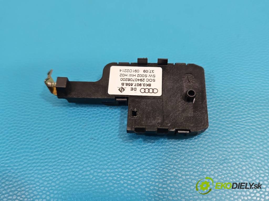 Audi A4 B8 2007-2015 2.0 tdi 136 HP manual 100 kW 1968 cm3 4- snímač kvalita: vzduchu 8K0907658B