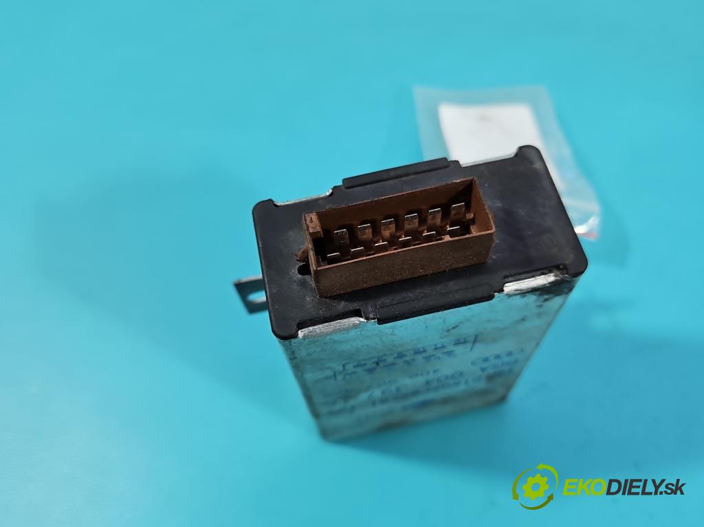 Audi A8 D2 1994-2002 3.7 V8 230 hp automatic 169 kW 3697 cm3 4- řídící jednotka 5GA004397-16