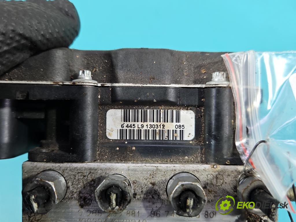 Peugeot 5008 I 2009-2017 1.6 16V 120 HP manual 88 kW 1598 cm3 5- čerpadlo abs 0265230881 (Pumpa ABS)