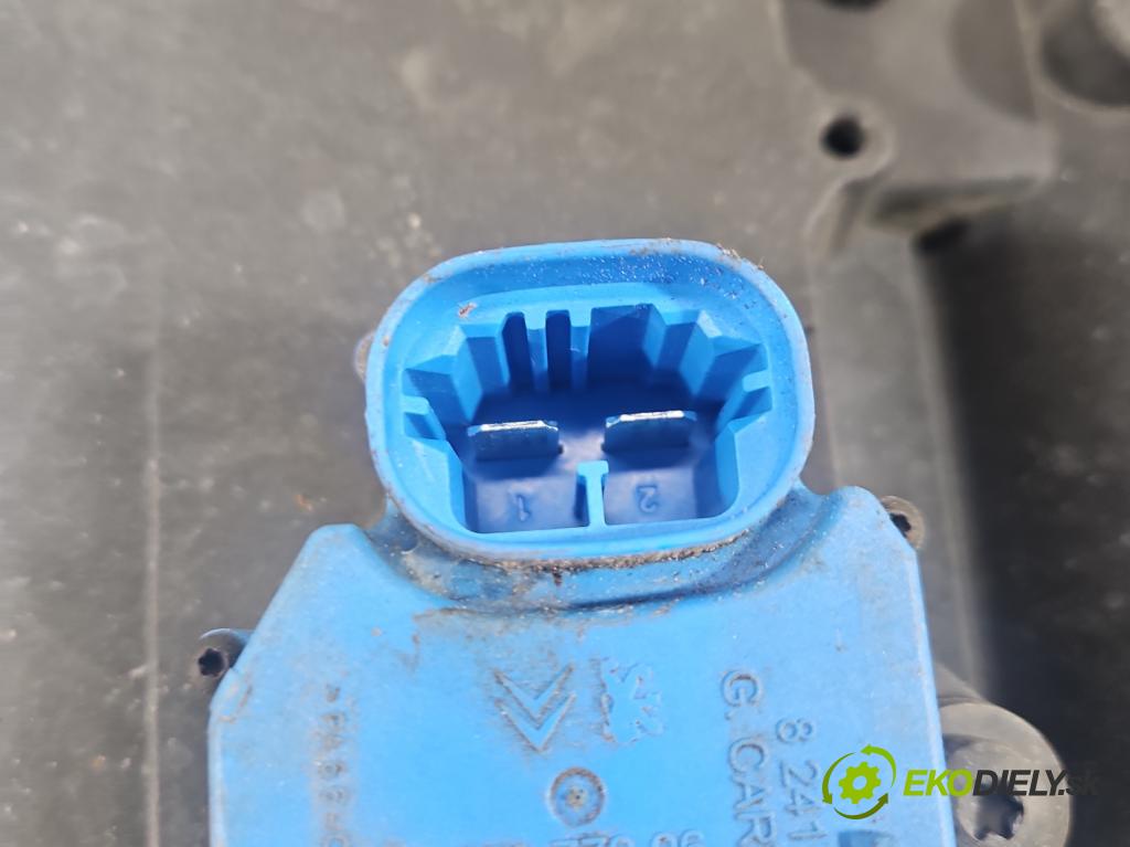 Peugeot 5008 I 2009-2017 1.6 16V 120 hp manual 88 kW 1598 cm3 5- stěna přední 9676568880 (Přední výztuha)