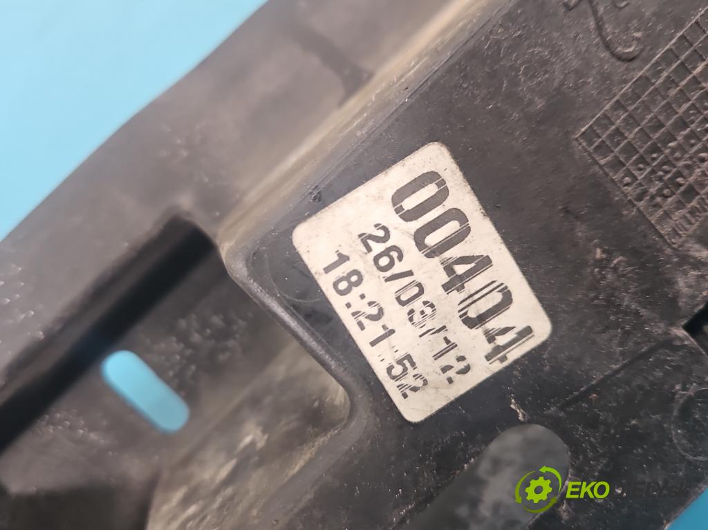 Peugeot 5008 I 2009-2017 1.6 16V 120 hp manual 88 kW 1598 cm3 5- stěna přední 9672379580 (Přední výztuha)