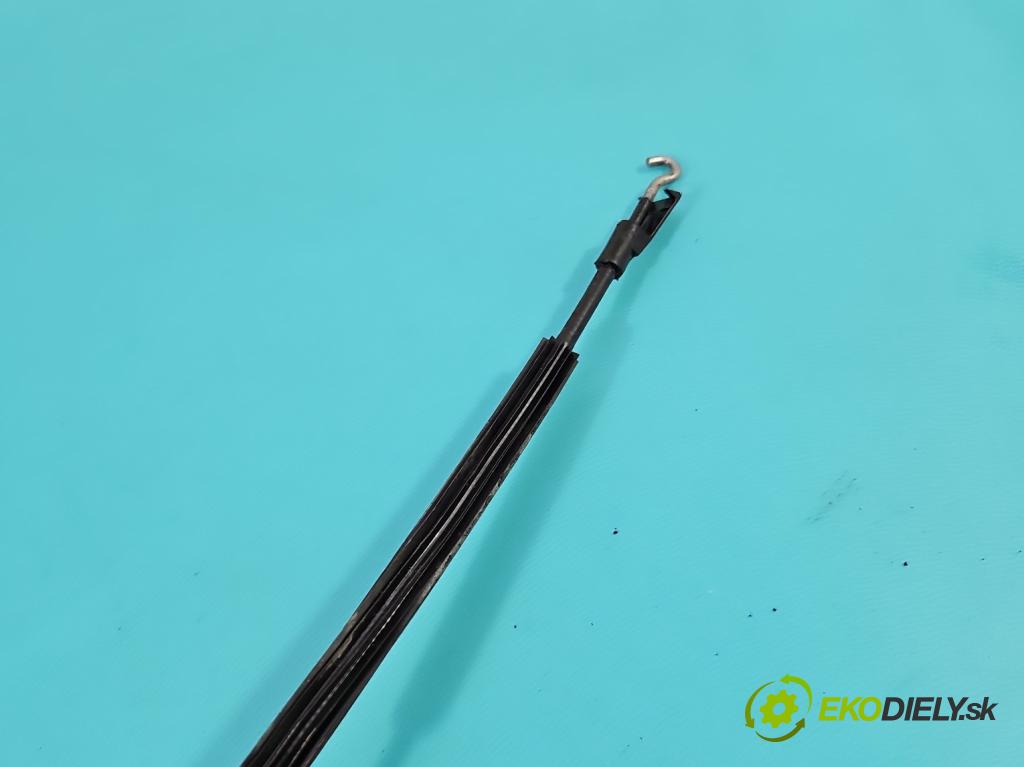 Seat Altea 1.6b 102 HP manual 75 kW 1595 cm3 5- zámok zadné ľavý 5P0839011