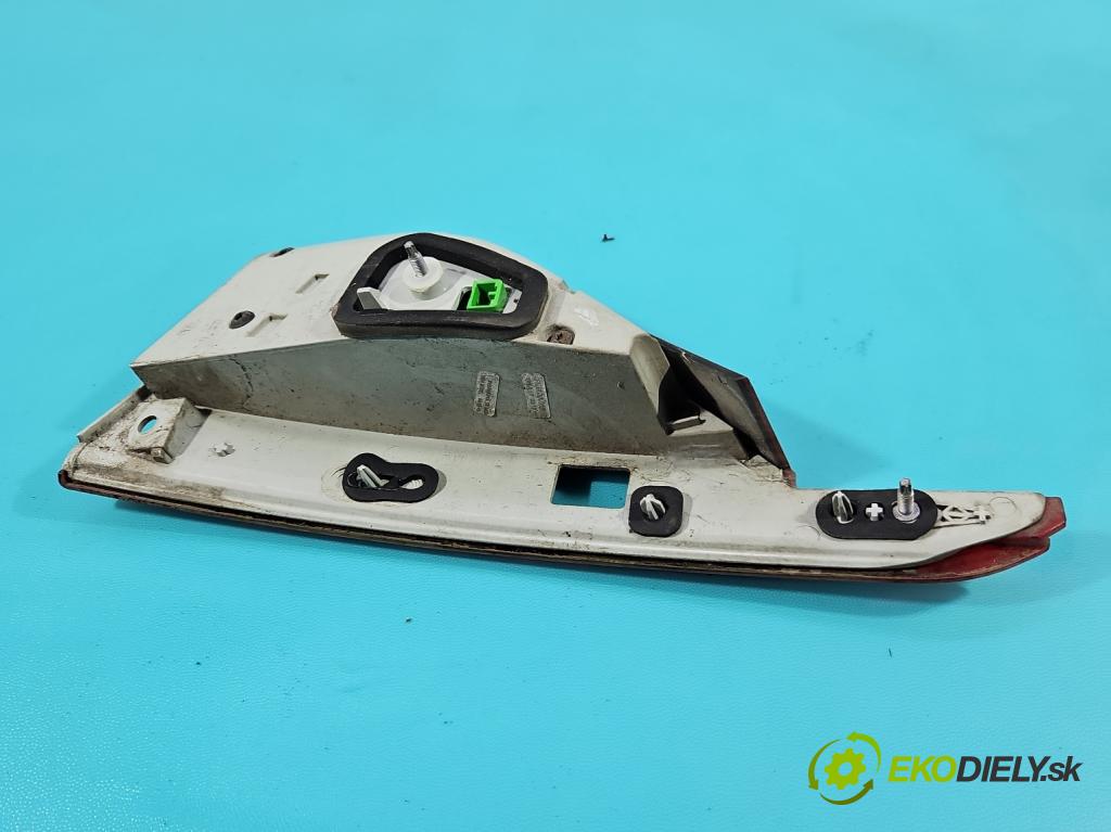 Jaguar XF II X260 2015- 3.0 V6 340KM: automatic 250 kW 2995 cm3 4- svetlo / reflektor zadné ľavé GX63-15K273-AF (Kľučka dverí ostatné)