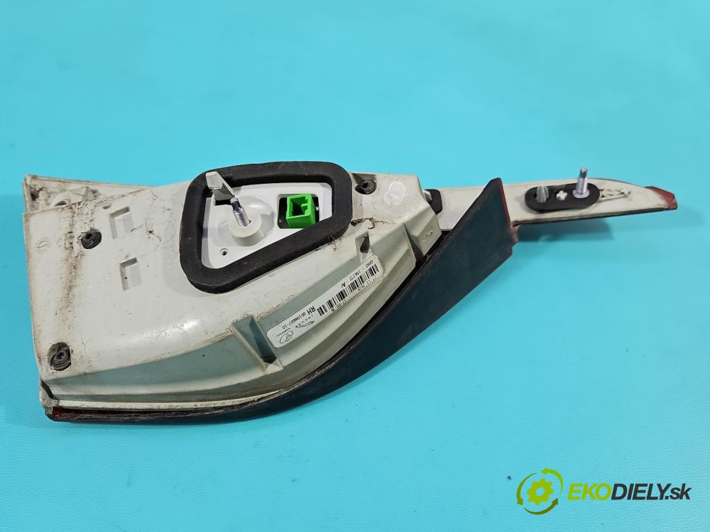 Jaguar XF II X260 2015- 3.0 V6 340KM: automatic 250 kW 2995 cm3 4- svetlo / reflektor zadné pravé GX63-15K272-AF (Kľučka dverí ostatné)