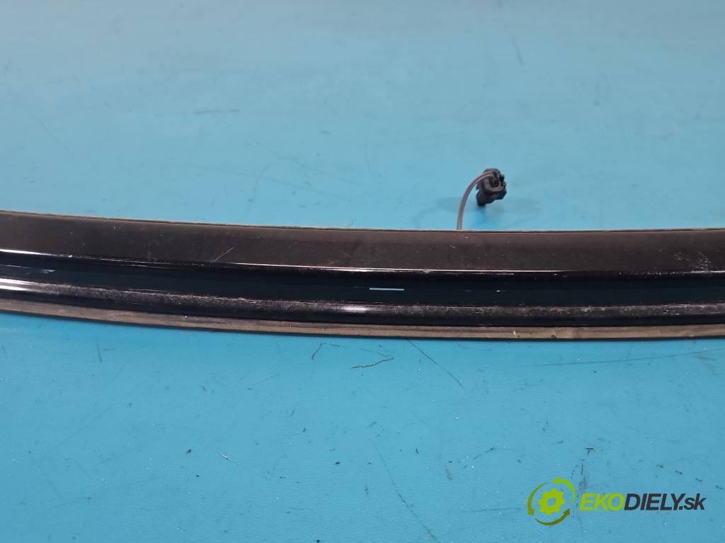 Jaguar XF II X260 2015- 3.0 V6 340KM automatic 250 kW 2995 cm3 4- světlo: GX7313A613