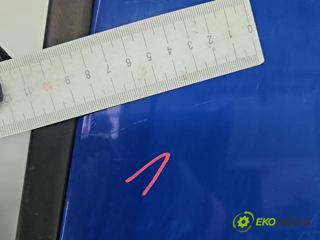 Fiat Ducato IV 2014- 2.3 jtd 131 HP manual 96 kW 2287 cm3 5- dvere predné ľavé  (Kľučka dverí ostatné)