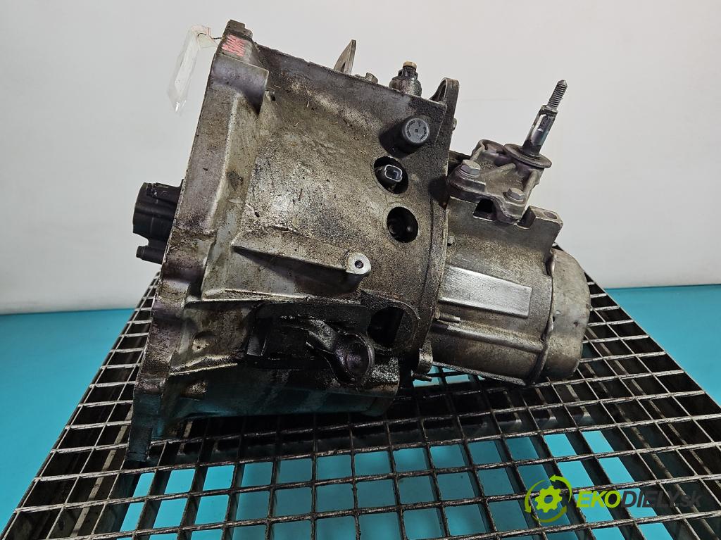 Peugeot 5008 I 2009-2017 1.6 16V 120 HP manual 88 kW 1598 cm3 5- prevodovka stupeň,rýchlosť manual 20DP56