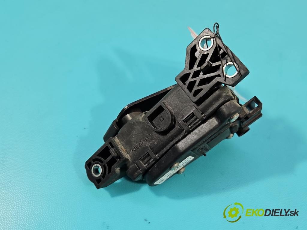 Renault Clio II 1998-2012 1.5 dci 65 hp manual 48 kW 1461 cm3 5- pedal plyn: potenciometr: 8200089851