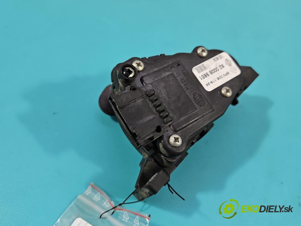 Renault Clio II 1998-2012 1.5 dci 65 HP manual 48 kW 1461 cm3 5- pedal plyn potenciometr: 8200089851