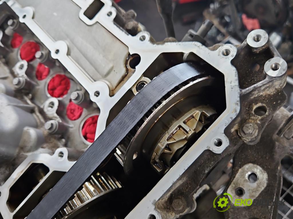 Peugeot 308 II 2013-2021 1.2 12V 110 hp manual 81 kW 1199 cm3 5- motor benzín 10XVA8