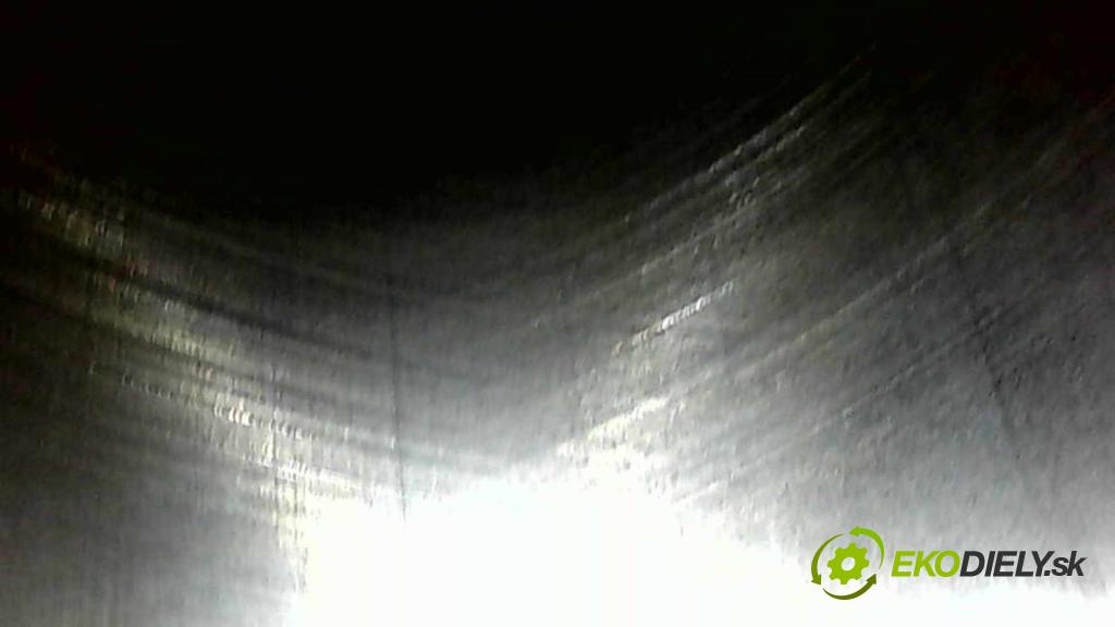 Peugeot 308 II 2013-2021 1.2 12V 110 hp manual 81 kW 1199 cm3 5- motor benzín 10XVA8