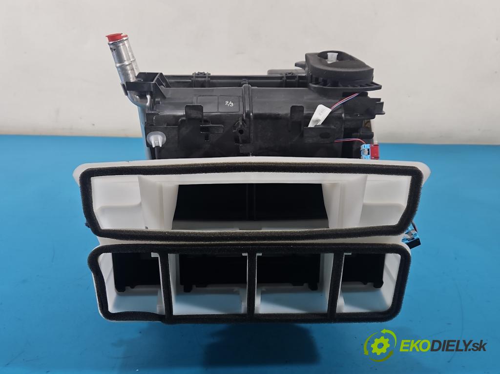 Toyota Auris II 2012-2018 1.8 hybrid 99 hp automatic 73 kW 1798 cm3 5- radiátor 87050-05761 (Radiátor topení)