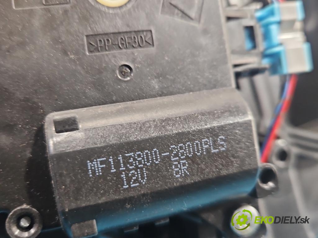 Toyota Auris II 2012-2018 1.8 hybrid 99 hp automatic 73 kW 1798 cm3 5- radiátor 87050-05761 (Radiátor topení)