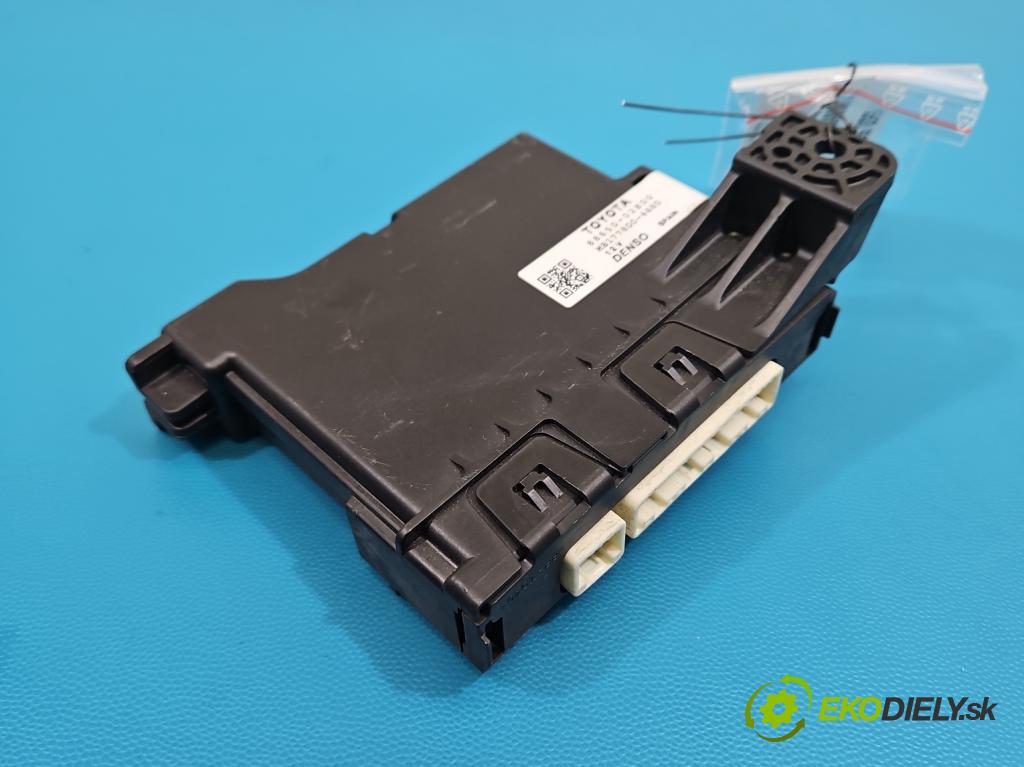 Toyota Auris II 2012-2018 1.8 hybrid 99 hp automatic 73 kW 1798 cm3 5- řídící jednotka 88650-02E00