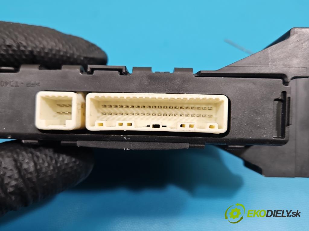 Toyota Auris II 2012-2018 1.8 hybrid 99 HP automatic 73 kW 1798 cm3 5- riadiaca jednotka ostatné 88650-02E00