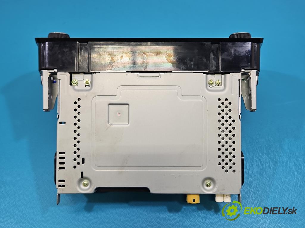 Skoda Fabia III 2014- 2021 1.0 TSI 95 HP manual 70 kW 999 cm3 5- Radio originál 6V0035871J