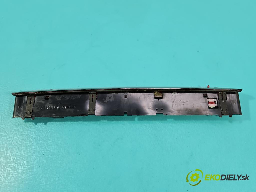 Skoda Fabia III 2014- 2021 1.0 TSI 95 HP manual 70 kW 999 cm3 5- světlo: stop: 3CN945087