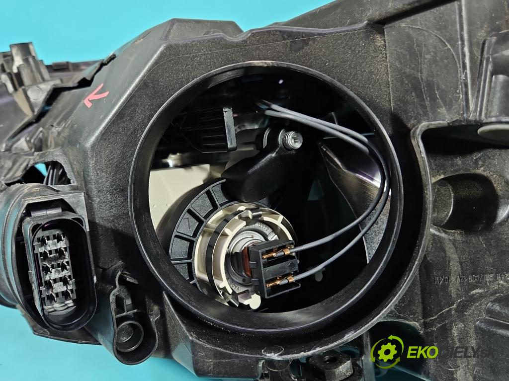 Skoda Fabia III 2014- 2021 1.0 TSI 95 HP manual 70 kW 999 cm3 5- Reflektor: ľavý 6V1941015D (Kľučka dverí ostatné)